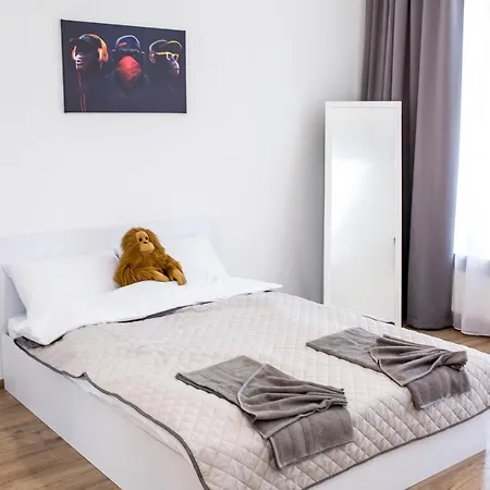 Apartment Free Monkeys Odesa